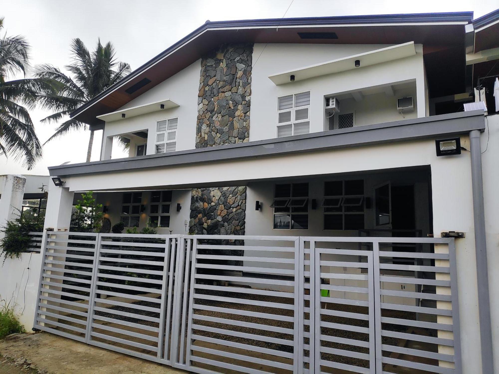 Tagaytay Staycation By Naya And Darla W Free Swimming Pool, Wifi & Netflix Tagaytay City Buitenkant foto