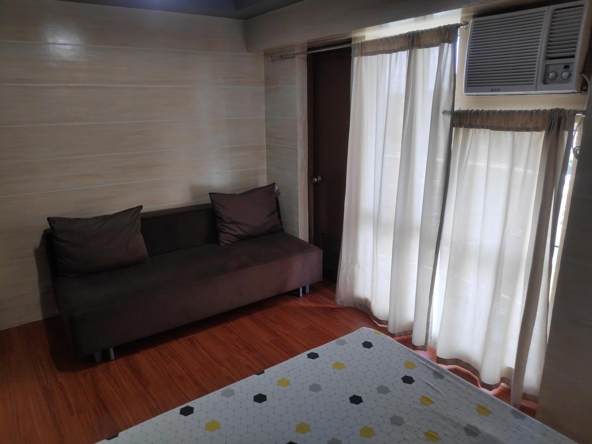 Tagaytay Staycation By Naya And Darla W Free Swimming Pool, Wifi & Netflix Tagaytay City Buitenkant foto
