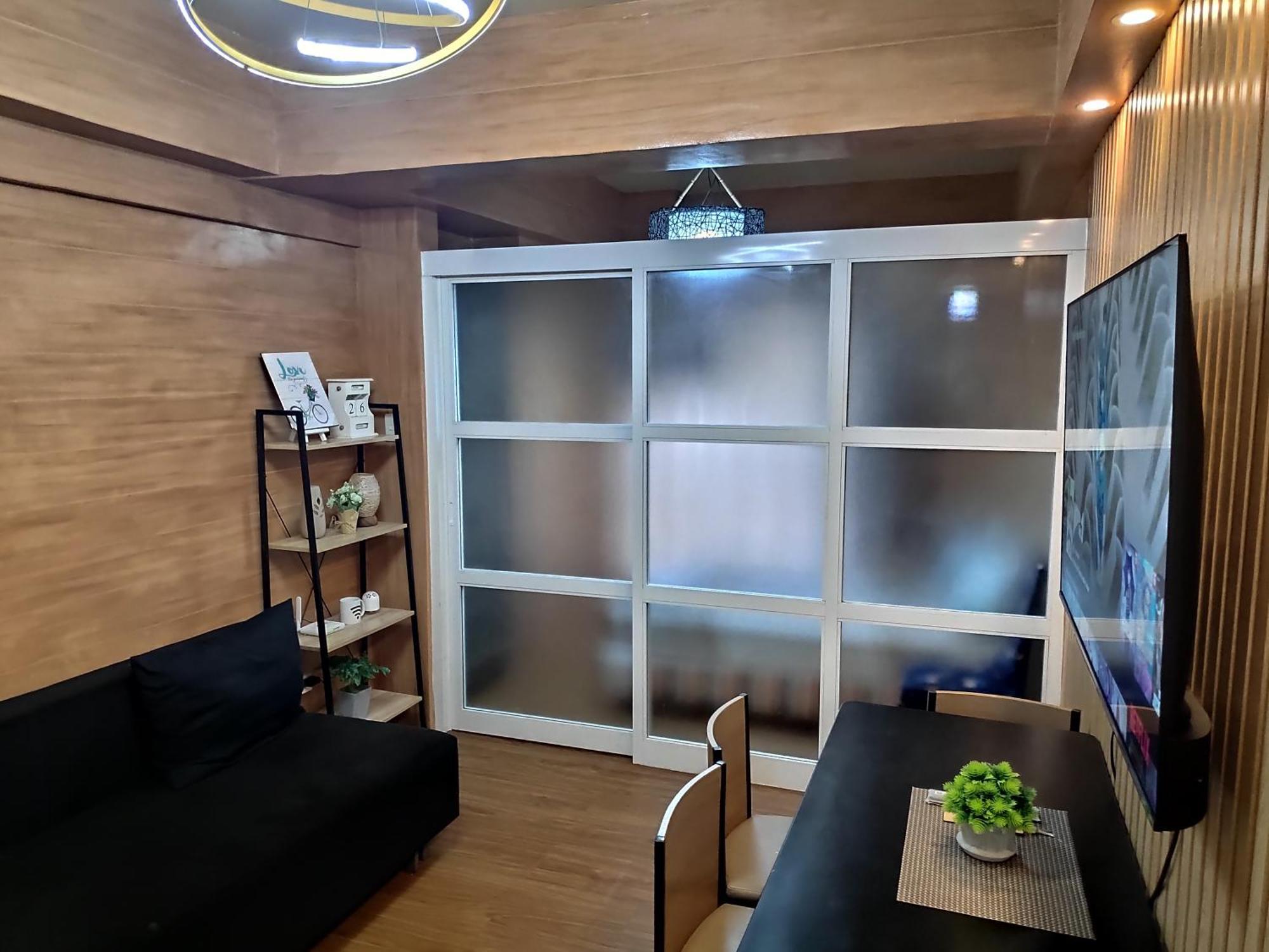Tagaytay Staycation By Naya And Darla W Free Swimming Pool, Wifi & Netflix Tagaytay City Buitenkant foto