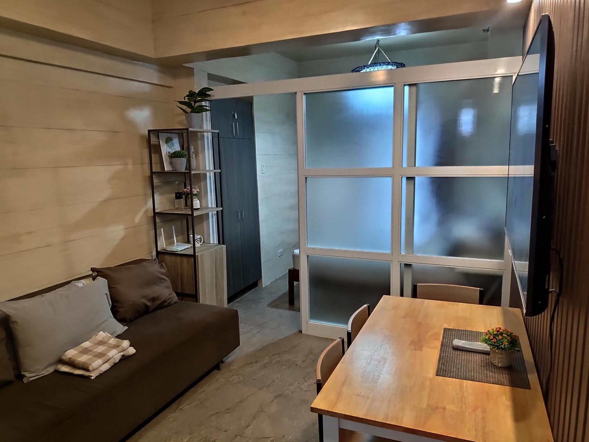 Tagaytay Staycation By Naya And Darla W Free Swimming Pool, Wifi & Netflix Tagaytay City Buitenkant foto