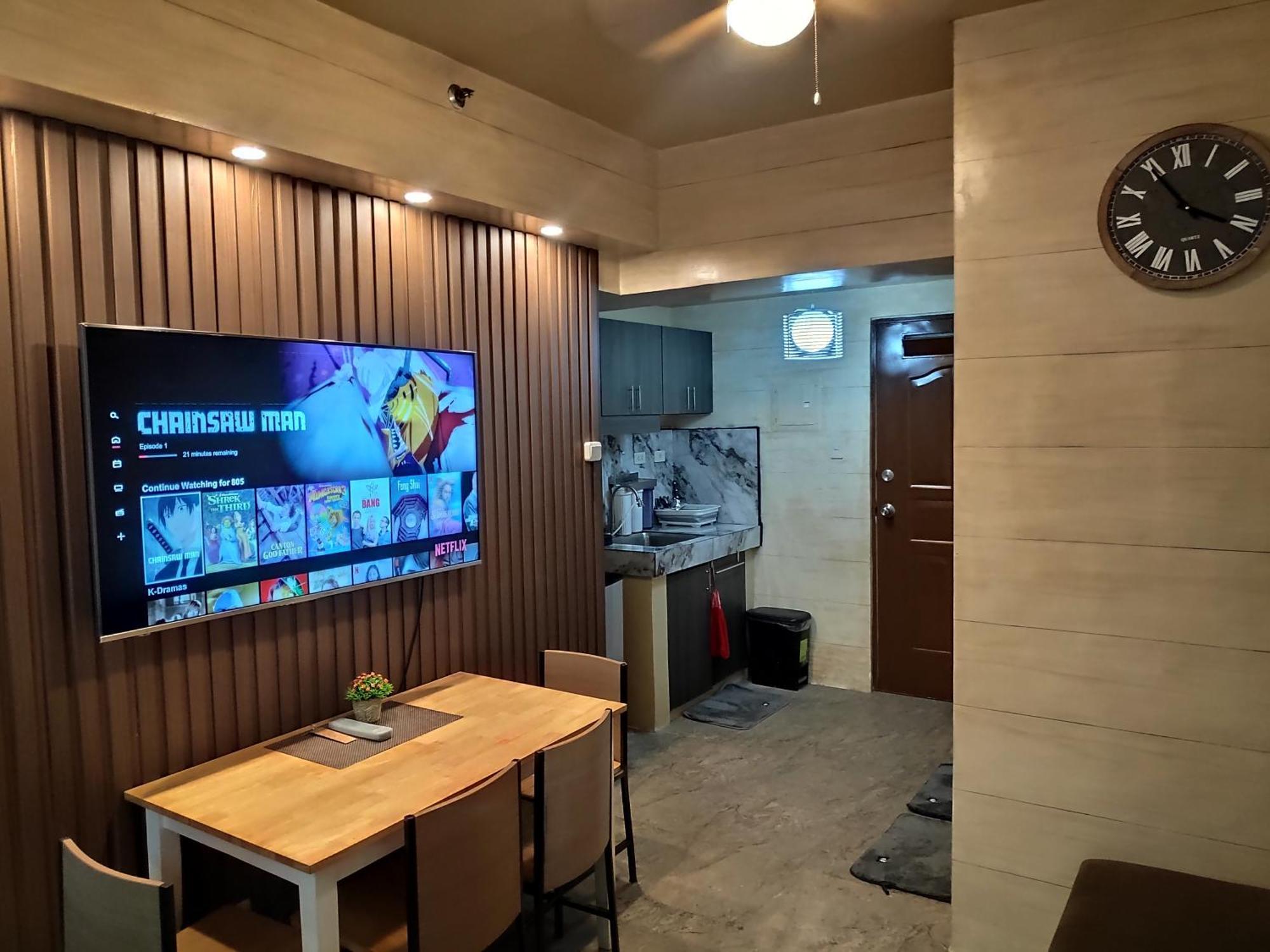 Tagaytay Staycation By Naya And Darla W Free Swimming Pool, Wifi & Netflix Tagaytay City Buitenkant foto